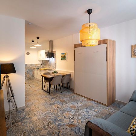 La Puerta Del Cielo Apartment Севиля Екстериор снимка