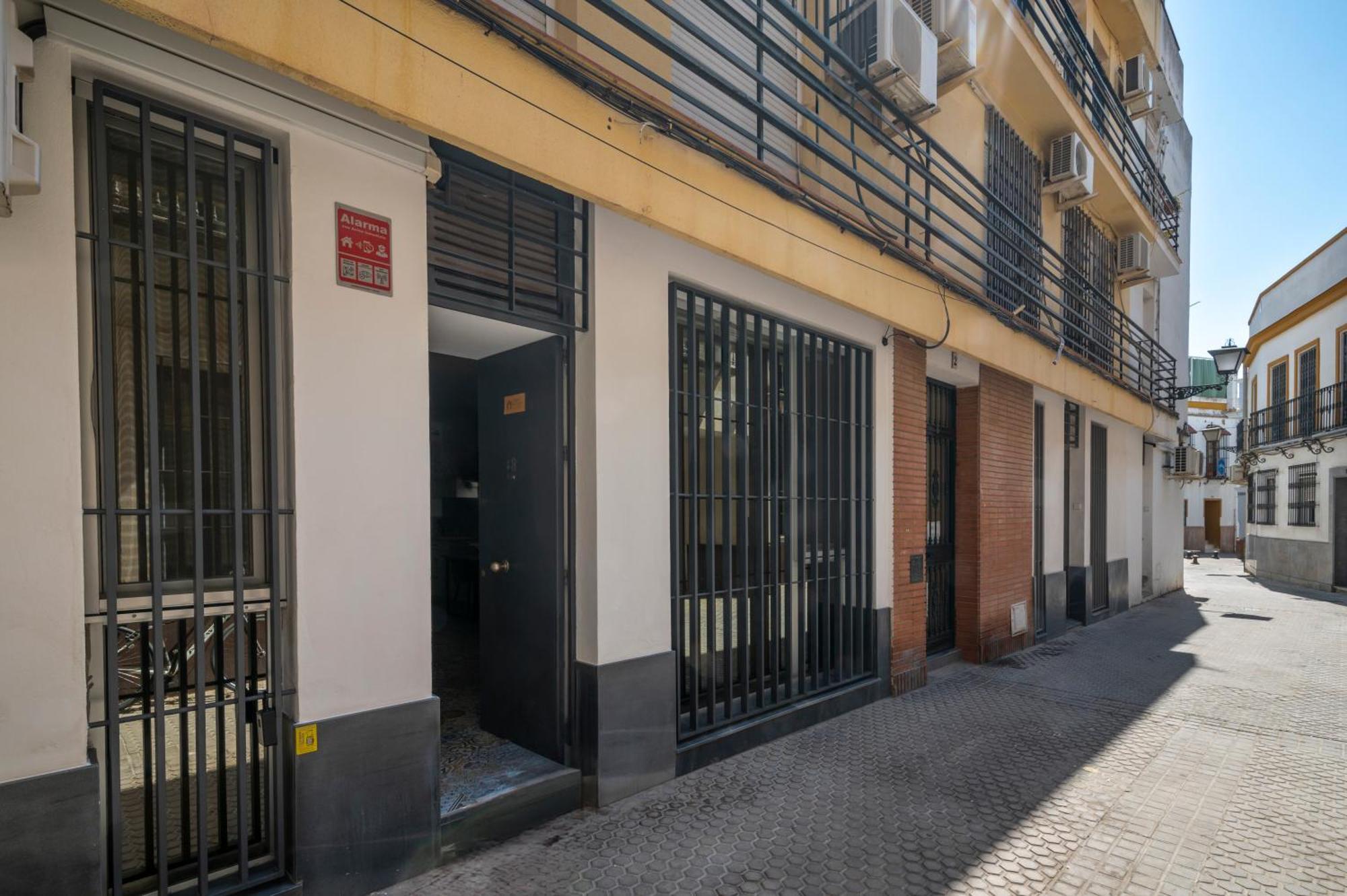 La Puerta Del Cielo Apartment Севиля Екстериор снимка