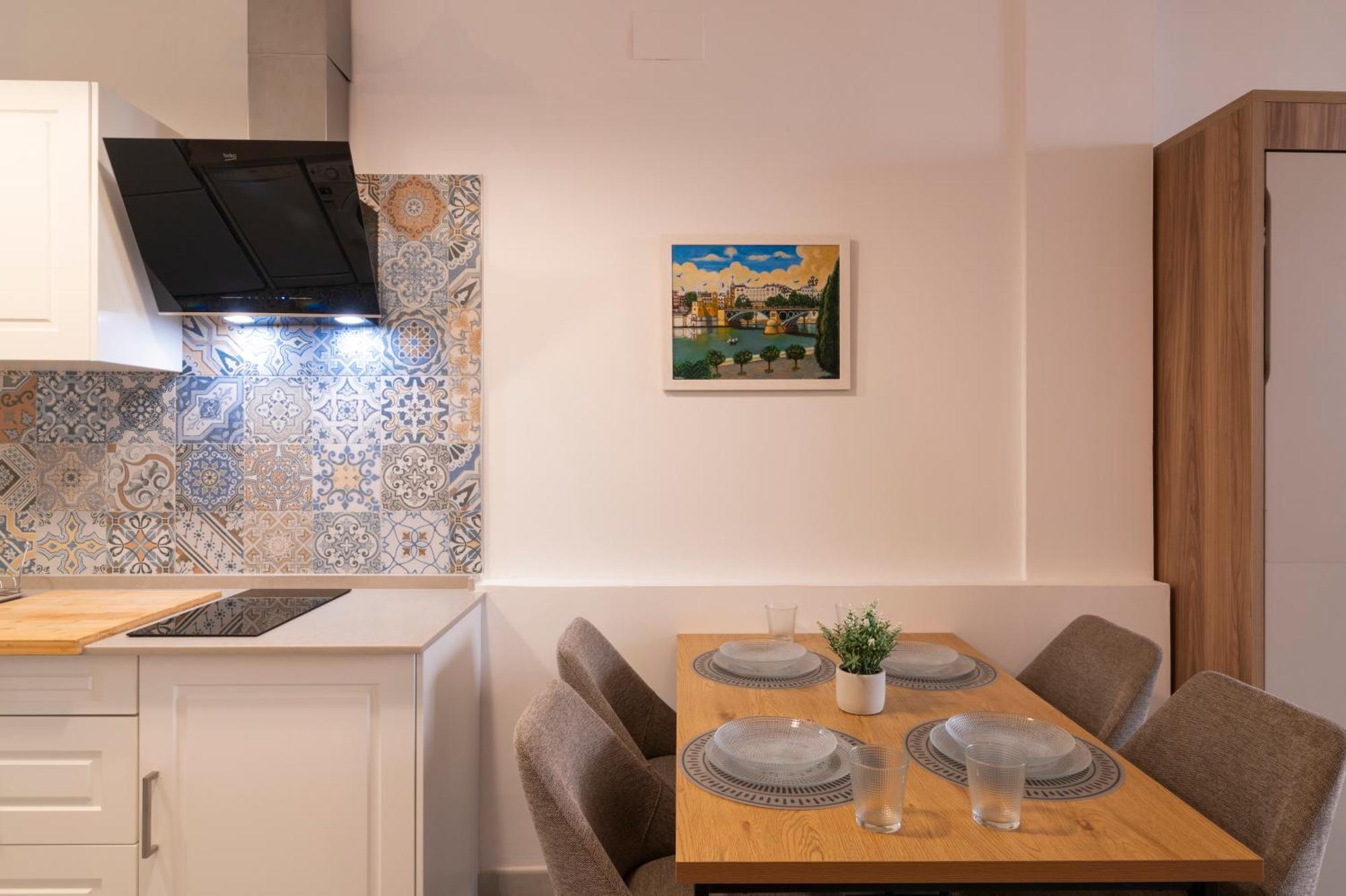 La Puerta Del Cielo Apartment Севиля Екстериор снимка